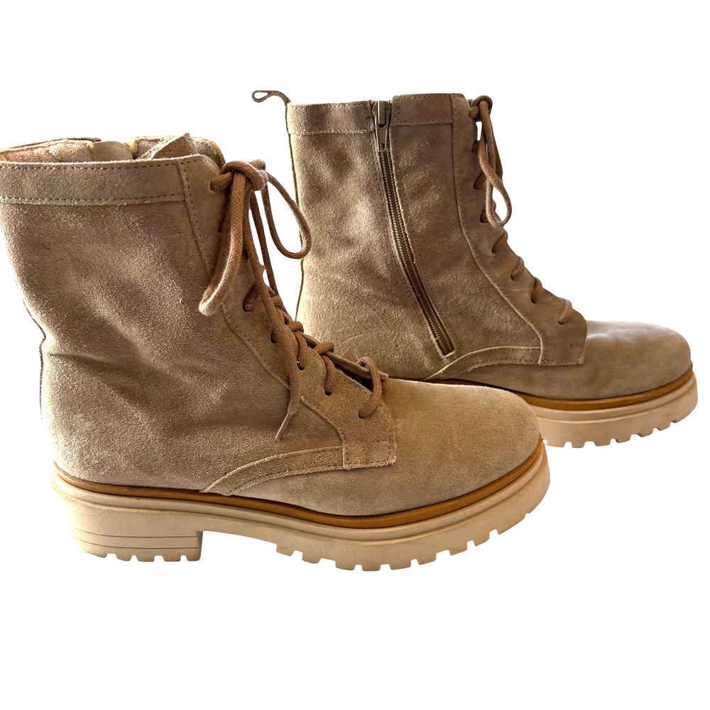 BERTUCHI Beige Suede Combat Boots Womens Size EU 40/US 9 Lug Sole Lace Up Spain